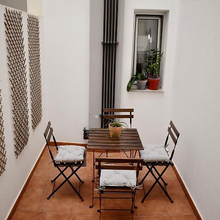 Apartment With A Patio In Las Canteras Las Palmas de Gran Canaria Luaran gambar